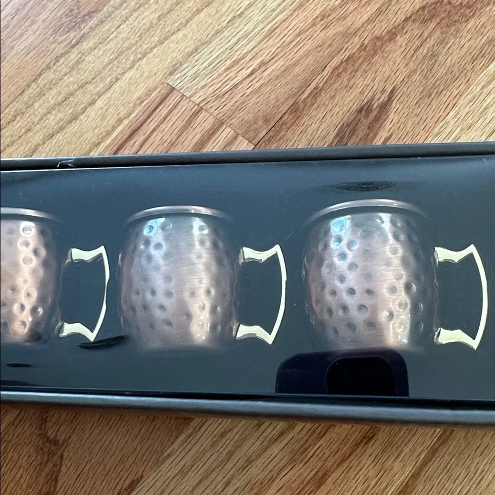 New 4 pack Moscow Mule shot mugs hammered tarnished finish